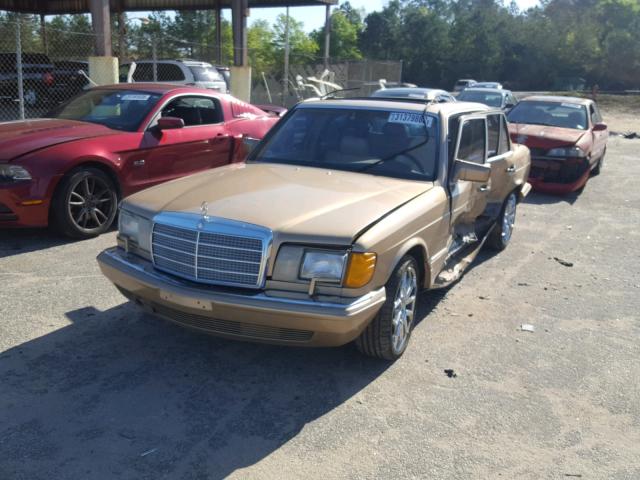 WDBCA35D1JA377521 - 1988 MERCEDES-BENZ 420 SEL GOLD photo 2