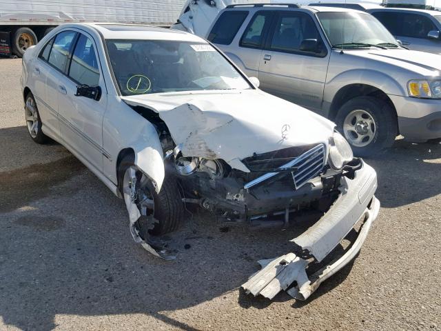 WDBRF52H37F853942 - 2007 MERCEDES-BENZ C 230 WHITE photo 1