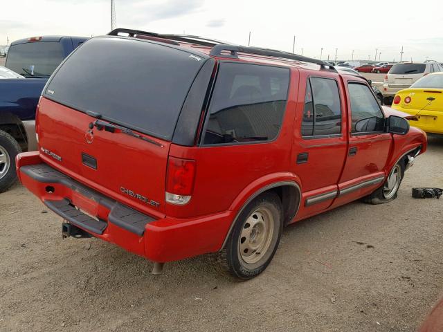 1GNDT13W612161495 - 2001 CHEVROLET BLAZER RED photo 4