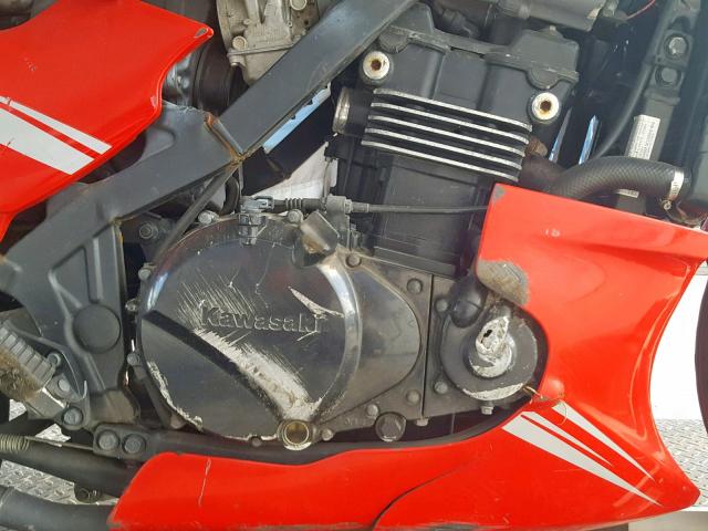 JKAEXVD1X8A108076 - 2008 KAWASAKI EX500 D RED photo 7