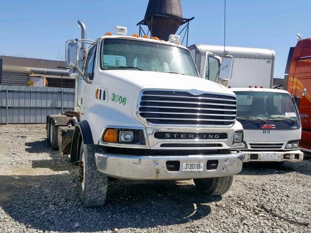 2FZHAZAS72AJ58916 - 2002 STERLING TRUCK LT 9500 WHITE photo 1