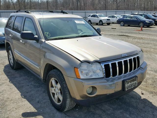 1J8HR58205C591795 - 2005 JEEP GRAND CHER GOLD photo 1