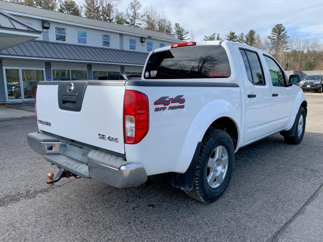 1N6AD07W08C410047 - 2008 NISSAN FRONTIER C WHITE photo 4