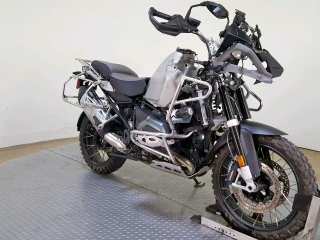 WB10A1201GZ665296 - 2016 BMW R1200 GS A GRAY photo 2