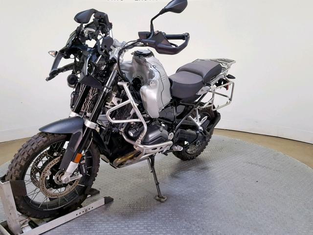 WB10A1201GZ665296 - 2016 BMW R1200 GS A GRAY photo 4