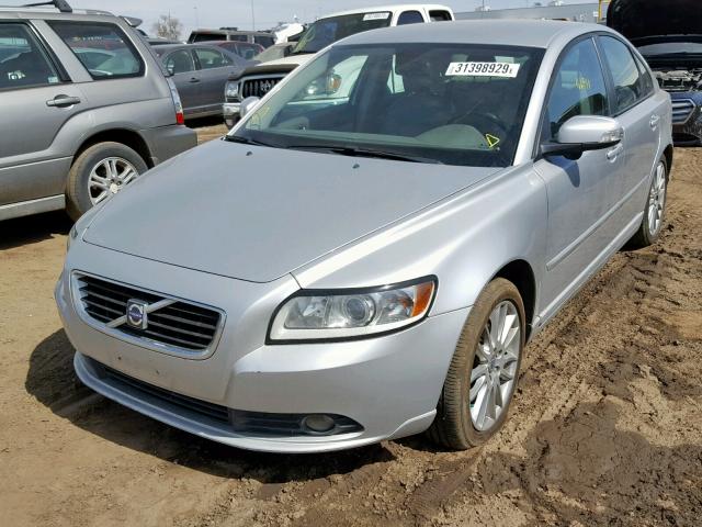 YV1382MS2A2496058 - 2010 VOLVO S40 2.4I GRAY photo 2