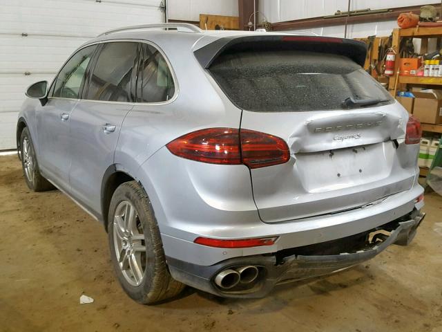 WP1AB2A22FLA58725 - 2015 PORSCHE CAYENNE S SILVER photo 3