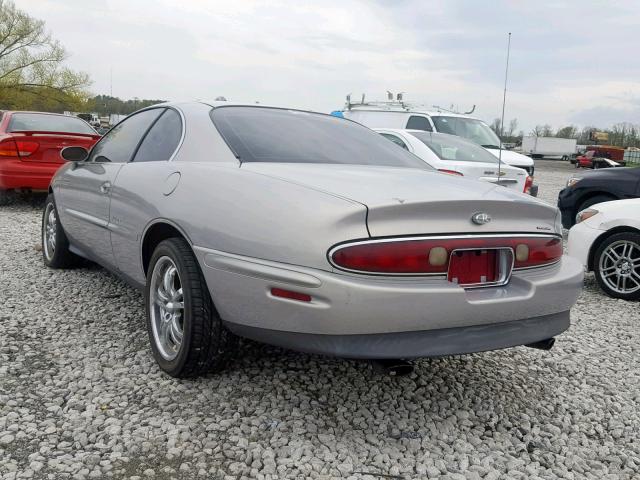 1G4GD2212V4713045 - 1997 BUICK RIVIERA SILVER photo 3