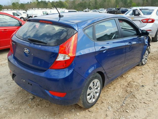 KMHCT5AE6HU331693 - 2017 HYUNDAI ACCENT SE BLUE photo 4