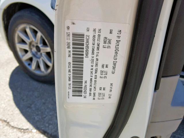 2C3AA63H85H609043 - 2005 CHRYSLER 300C WHITE photo 10