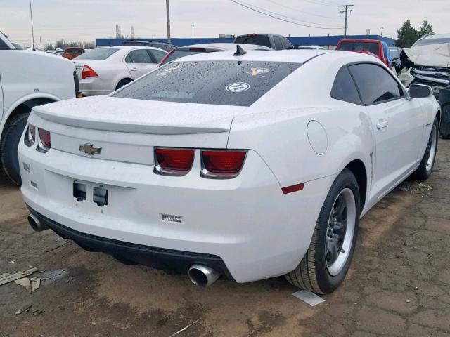 2G1FA1E39C9132421 - 2012 CHEVROLET CAMARO LS WHITE photo 4