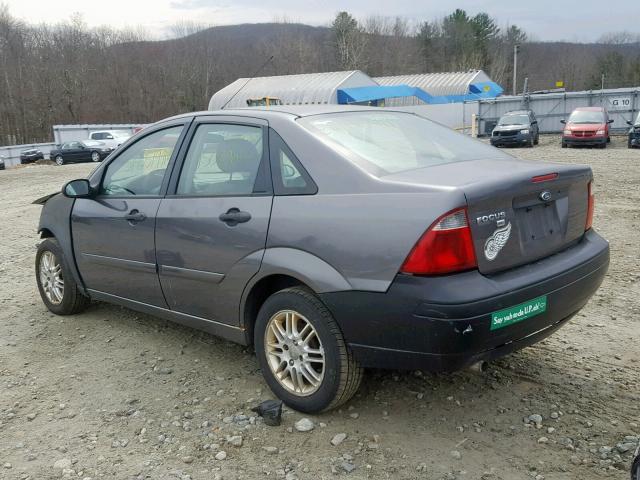 1FAFP34NX7W121483 - 2007 FORD FOCUS ZX4 GRAY photo 3