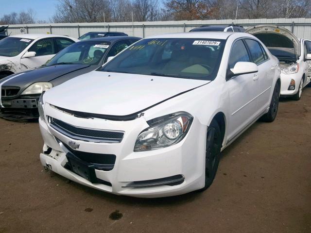 1G1ZJ577X9F189022 - 2009 CHEVROLET MALIBU 2LT WHITE photo 2