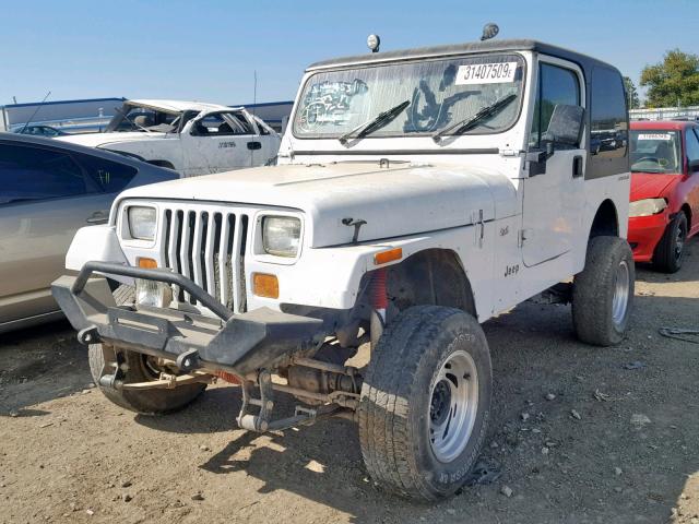 1J4FY19P8RP457338 - 1994 JEEP WRANGLER / WHITE photo 2