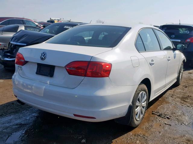 3VW2K7AJ2DM450137 - 2013 VOLKSWAGEN JETTA BASE WHITE photo 4