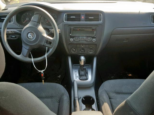 3VW2K7AJ2DM450137 - 2013 VOLKSWAGEN JETTA BASE WHITE photo 9