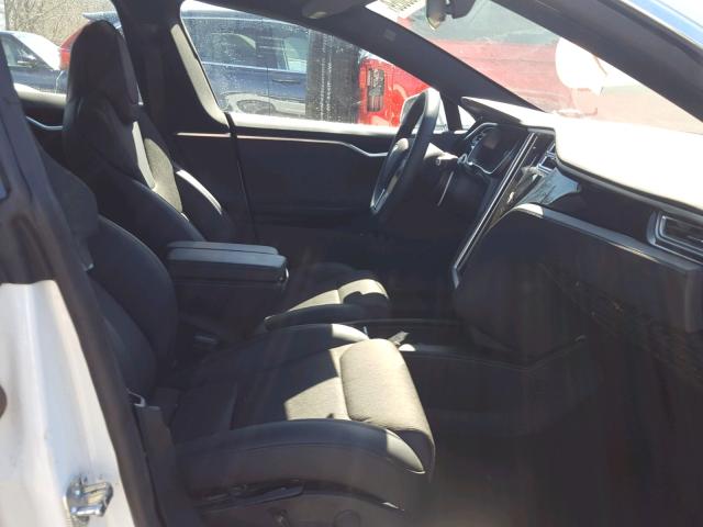 5YJSA1E21HF231007 - 2017 TESLA MODEL S Սպիտակ լուսանկար 5