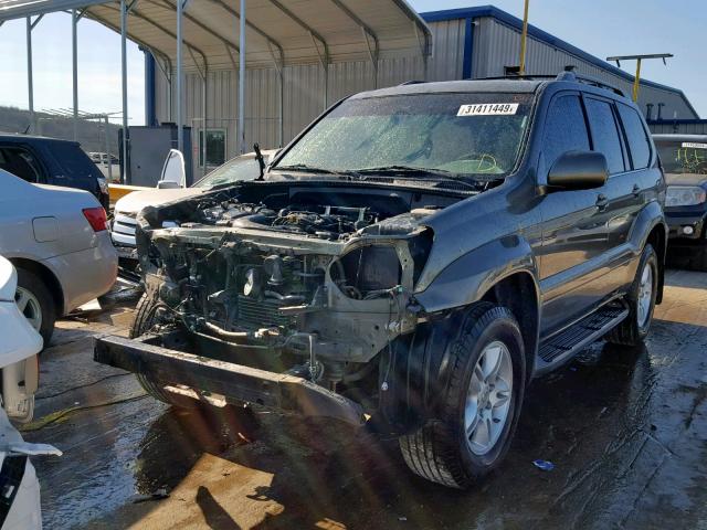 JTJBT20X860100944 - 2006 LEXUS GX 470 GRAY photo 2