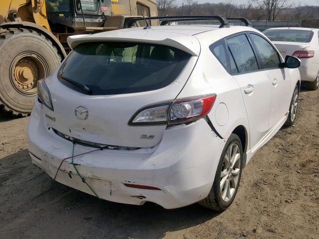 JM1BL1H68A1174067 - 2010 MAZDA 3 S WHITE photo 4