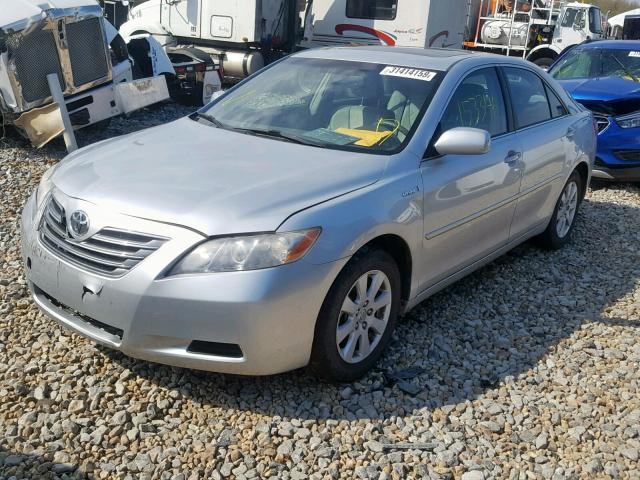 JTNBB46K573033003 - 2007 TOYOTA CAMRY NEW SILVER photo 2