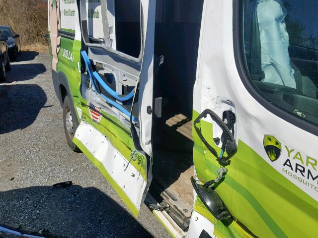 3C6URVHG9HE537112 - 2017 RAM PROMASTER 绿色 照片 9