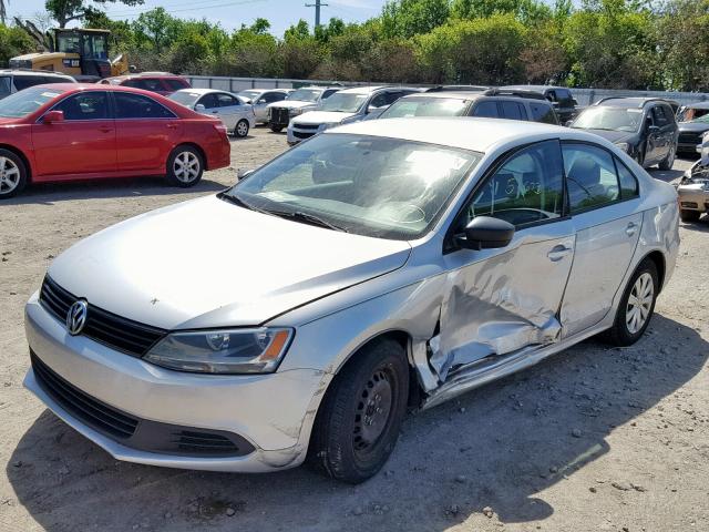 3VW2K7AJ0EM403464 - 2014 VOLKSWAGEN JETTA BASE SILVER photo 2