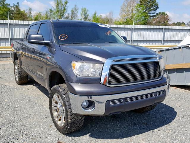 5TFDW5F16BX172038 - 2011 TOYOTA TUNDRA CRE GRAY photo 1