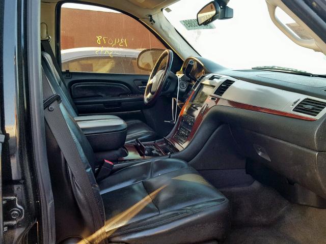 1GYEC63888R228041 - 2008 CADILLAC ESCALADE L BLACK photo 5
