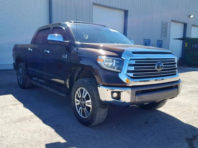 5TFAW5F16JX699644 - 2018 TOYOTA TUNDRA CRE BROWN photo 1