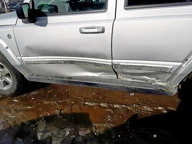 1J8HG58206C105770 - 2006 JEEP COMMANDER SILVER photo 10