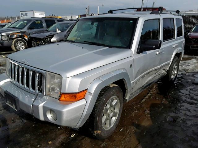 1J8HG58206C105770 - 2006 JEEP COMMANDER SILVER photo 2