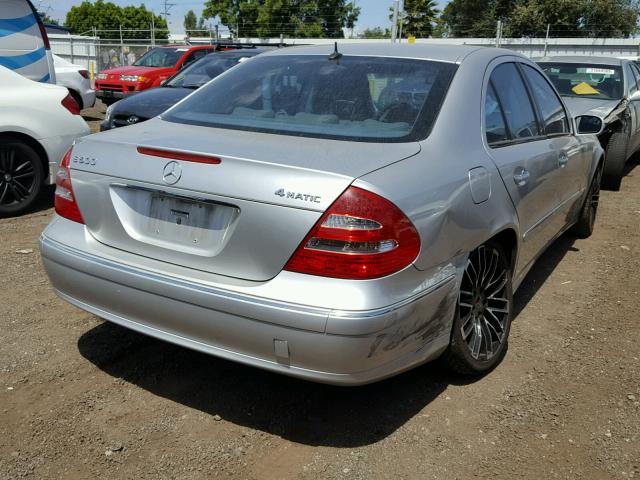 WDBUF83JX5X170639 - 2005 MERCEDES-BENZ E 500 4MAT SILVER photo 4