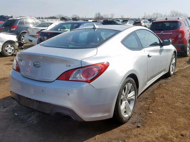 KMHHU6KH0AU010661 - 2010 HYUNDAI GENESIS CO SILVER photo 4