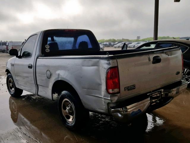 2FTRF17224CA25824 - 2004 FORD F-150 HERI SILVER photo 3