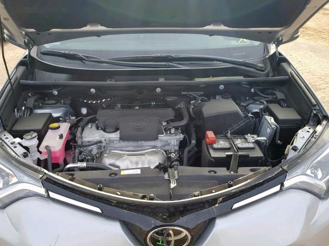 2T3WFREV8JW493019 - 2018 TOYOTA RAV4 ADVEN SILVER photo 7