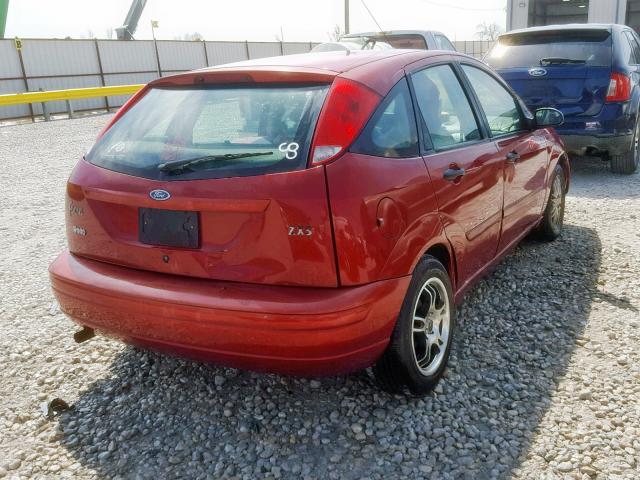 3FAFP37343R117159 - 2003 FORD FOCUS ZX5 RED photo 4