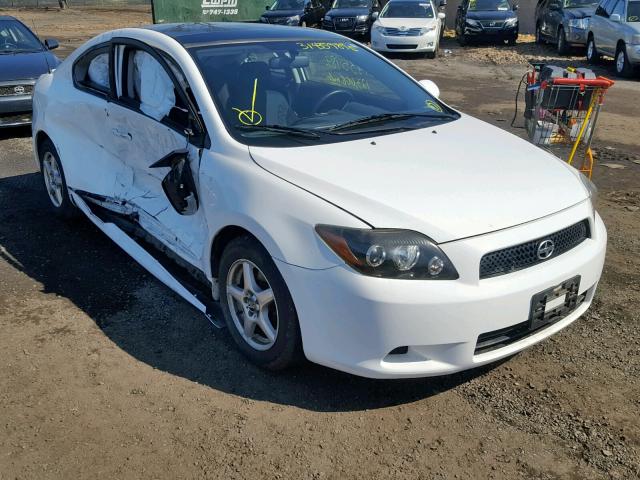 JTKDE167X90283543 - 2009 TOYOTA SCION TC WHITE photo 1