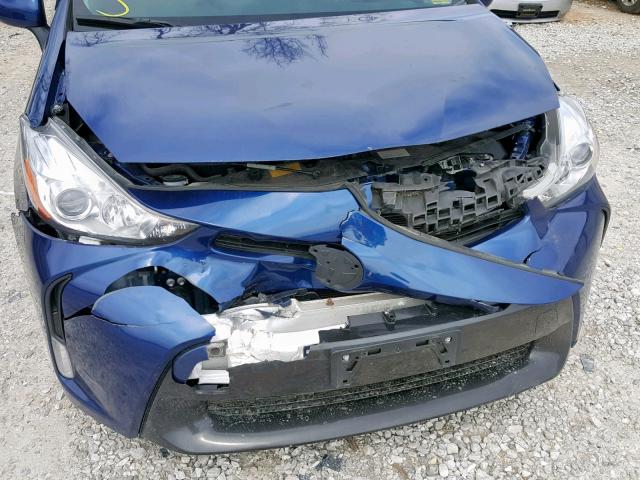 JTDZN3EU4FJ020129 - 2015 TOYOTA PRIUS V BLUE photo 9