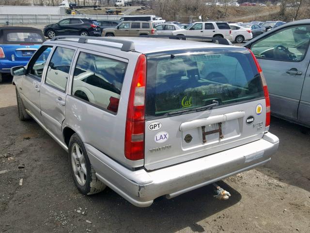 YV1LW5678W2493222 - 1998 VOLVO V70 GLT SILVER photo 3