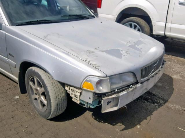 YV1LW5678W2493222 - 1998 VOLVO V70 GLT SILVER photo 9