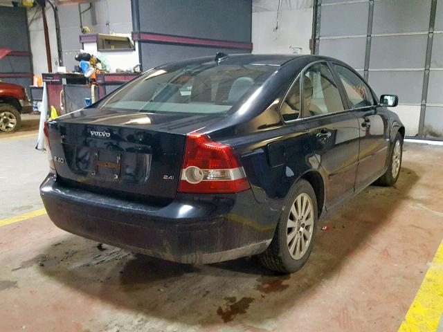 YV1MS382052082403 - 2005 VOLVO S40 2.4I BLACK photo 4