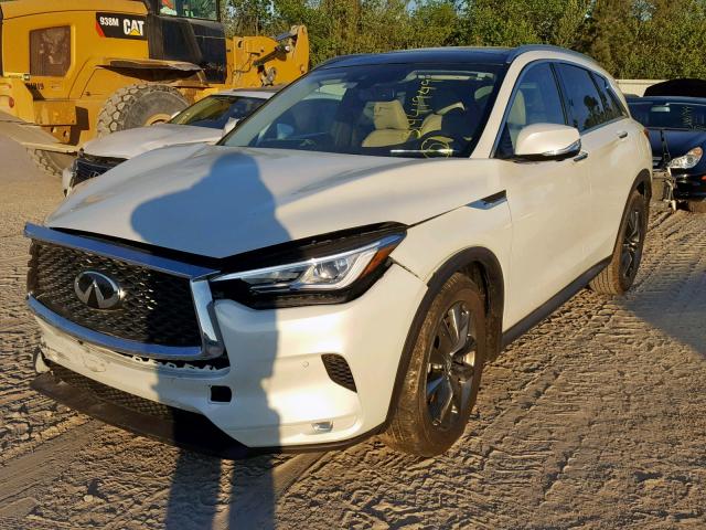 3PCAJ5M14KF119191 - 2019 INFINITI QX50 ESSEN WHITE photo 2