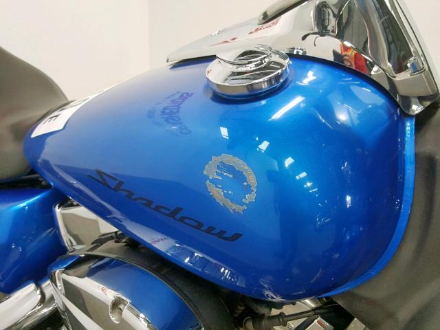 JH2RC53137M000052 - 2007 HONDA VT750 C2 BLUE photo 17