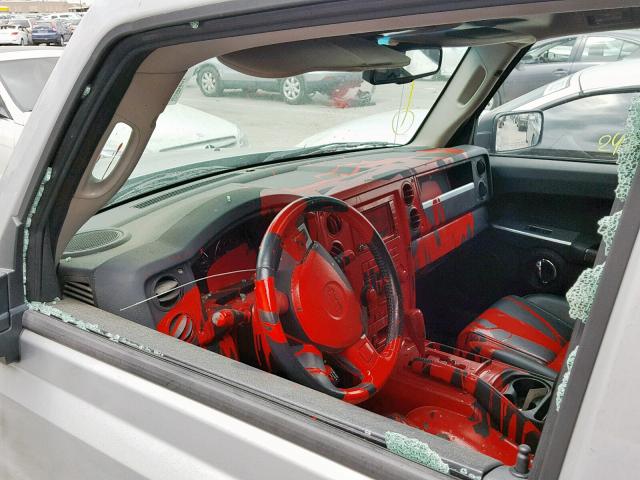 1J8HH48K29C556789 - 2009 JEEP COMMANDER SILVER photo 9