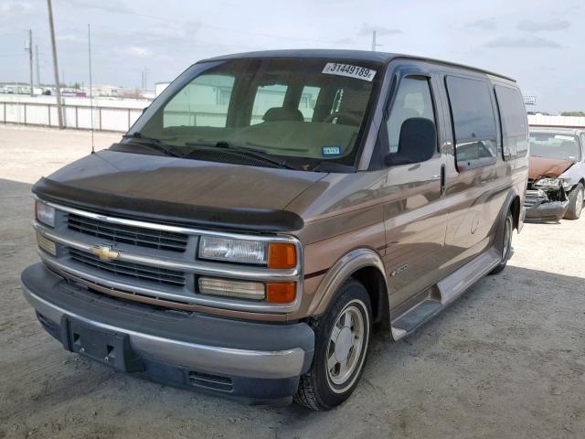 1GBFG15R9T1012167 - 1996 CHEVROLET G10 BROWN photo 2