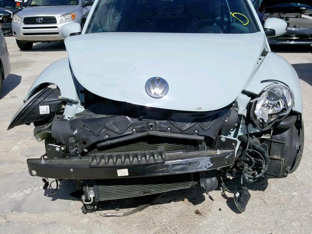 3VWRW3AG0AM025799 - 2010 VOLKSWAGEN NEW BEETLE BLUE photo 9