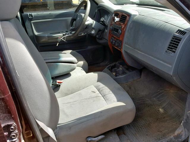 1D7HW48N45S297722 - 2005 DODGE DAKOTA QUA BROWN photo 5