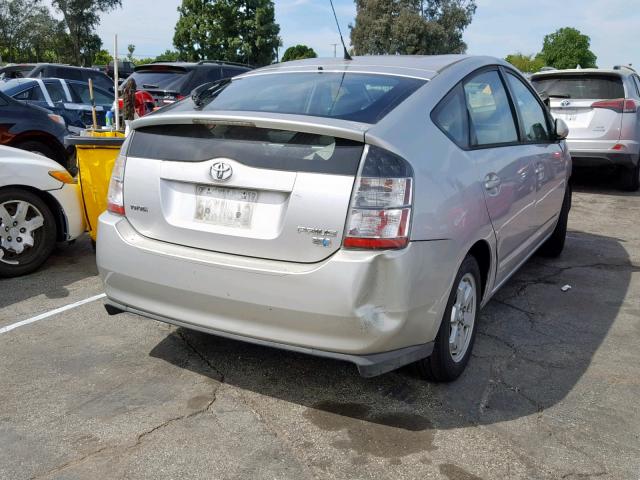 JTDKB20UX57016979 - 2005 TOYOTA PRIUS SILVER photo 4