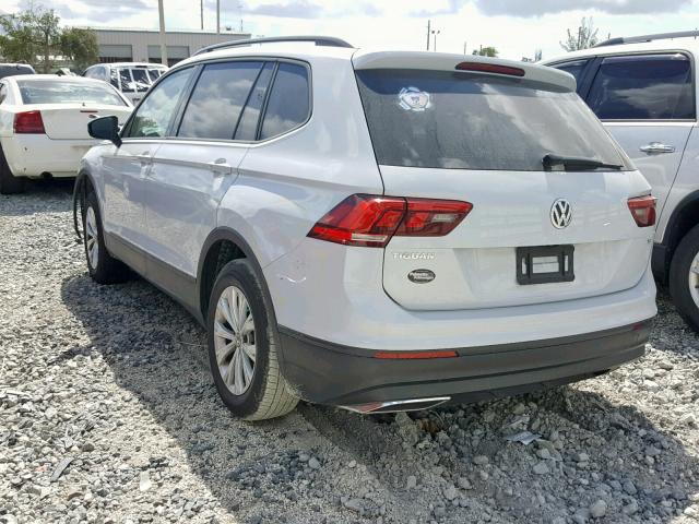 3VV1B7AX8JM115819 - 2018 VOLKSWAGEN TIGUAN S WHITE photo 3