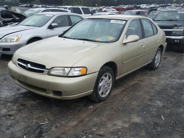 1N4DL01D4WC100318 - 1998 NISSAN ALTIMA XE BEIGE photo 2